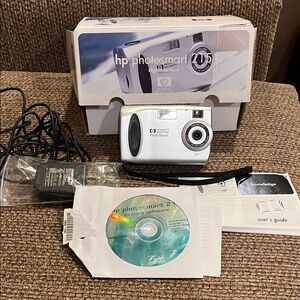 HP Photosmart 215 Digital Camera - Silver and Black